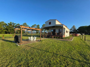 Clandulla Cottages & Farmstay